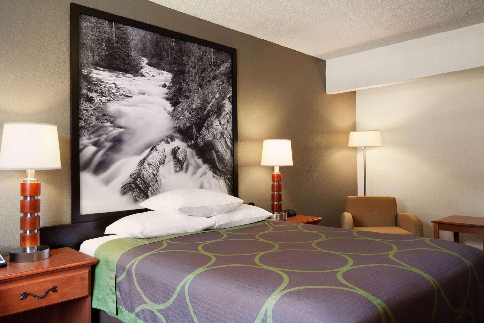 Super 8 By Wyndham Colorado Springs/Afa Area Hotel Eksteriør billede